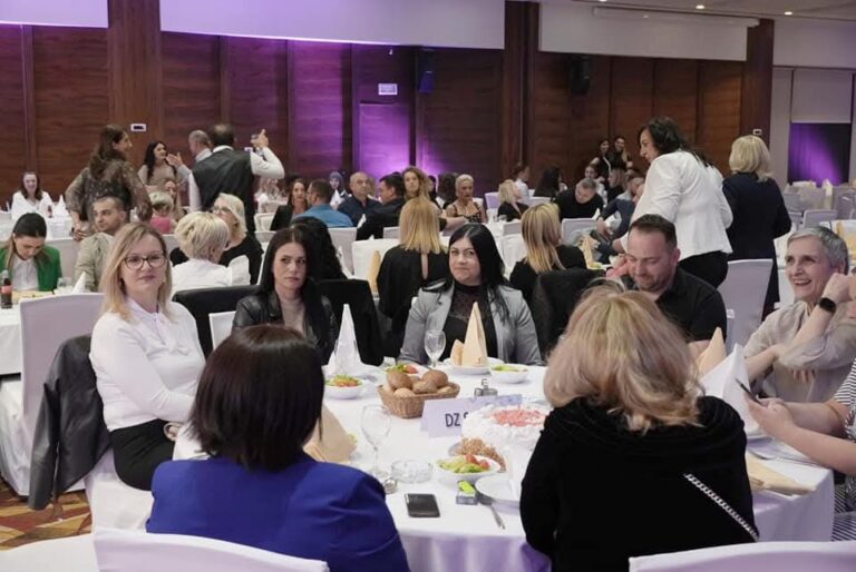 IMG-55f1ab92683239afaef21e802b9cfc81-V